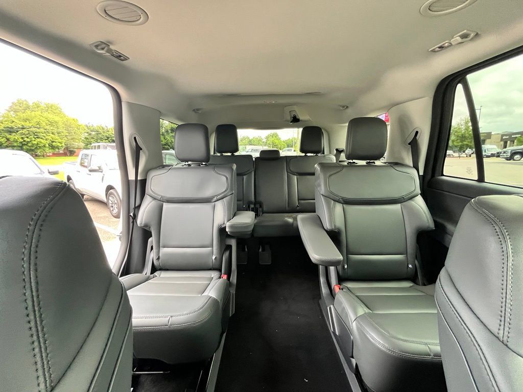 New 2027 Ford Expedition Active AWD/4WD image 14