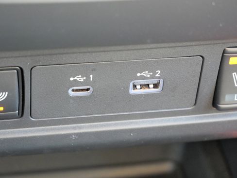 Used 2024 Nissan Frontier PRO-4X w/ Pro Convenience Package image 30