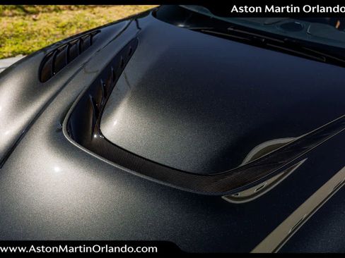 Used 2023 Aston Martin DBS Coupe image 15