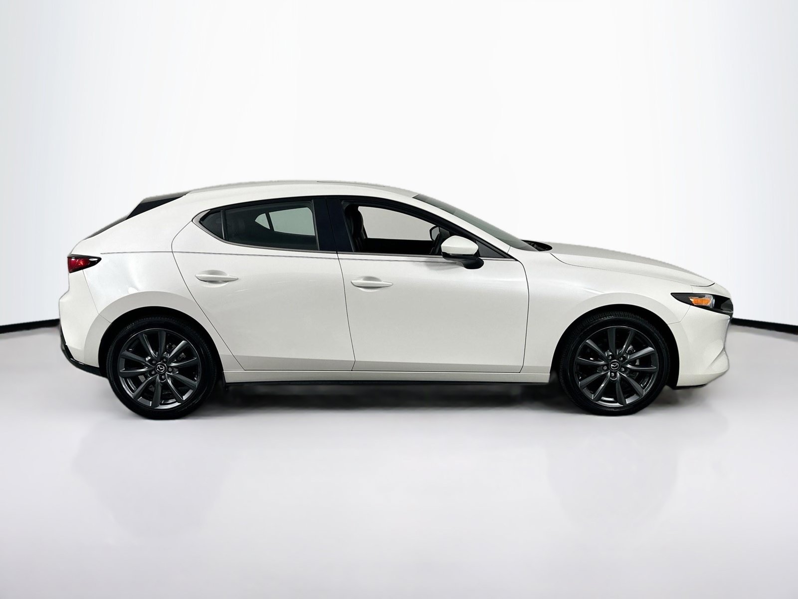 Used 2025 MAZDA MAZDA3 s FWD image 4