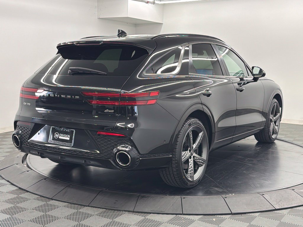 Used 2023 Genesis GV70 2.5T w/ Sport Prestige Package AWD/4WD image 10