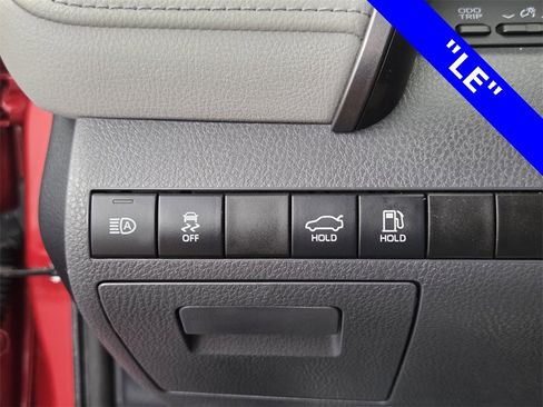 Used 2024 Toyota Camry LE image 30
