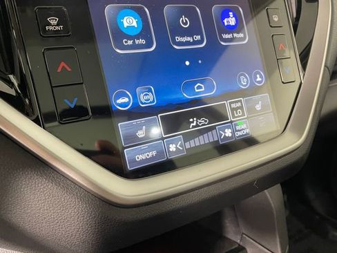 Used 2024 Subaru Ascent Limited w/ Technology Package AWD/4WD image 9