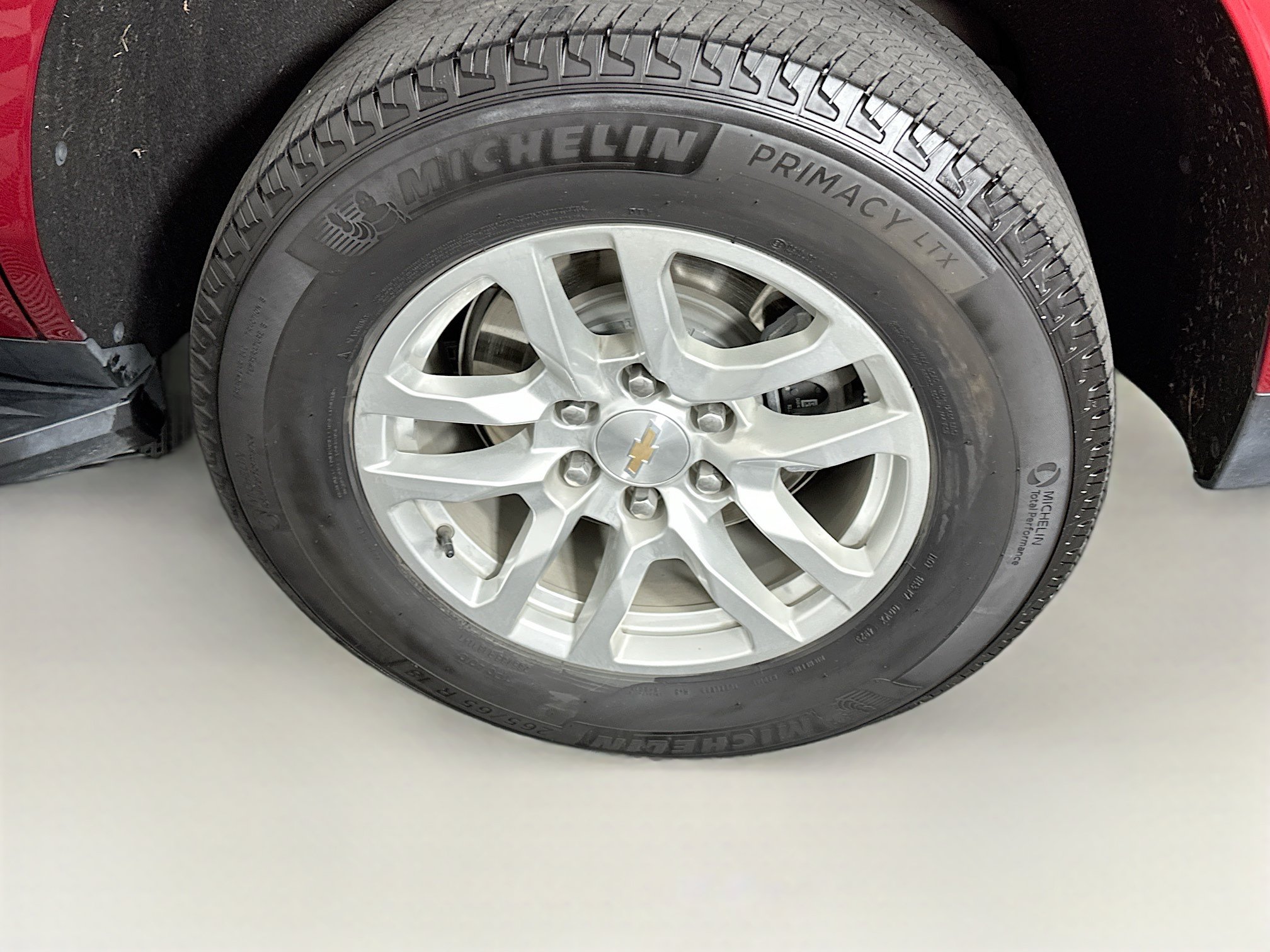 Used 2024 Chevrolet Tahoe LS AWD/4WD image 11