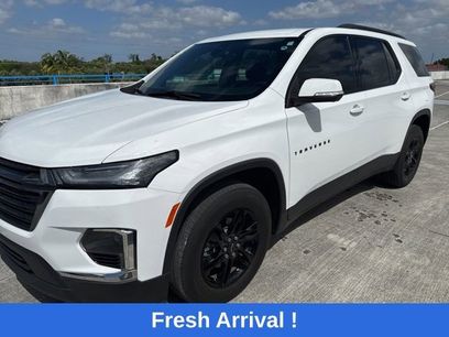 Used 2023 Chevrolet Traverse LT