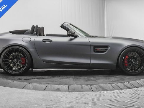 Used 2019 Mercedes-Benz AMG GT C image 9