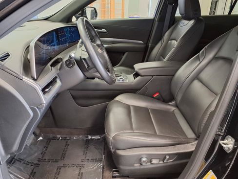 Certified 2025 Cadillac XT4 Premium Luxury FWD image 20