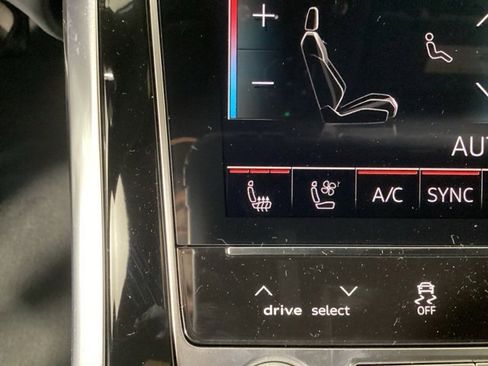 New 2026 Audi Q8 Premium Plus image 25