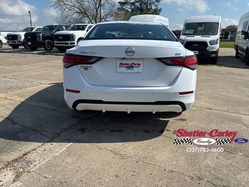 Used 2024 Nissan Sentra SV image 11