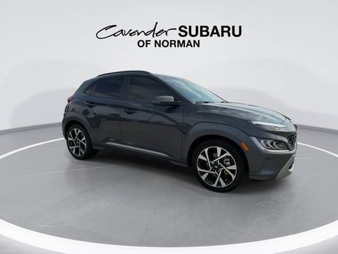 Used 2023 Hyundai Kona Limited FWD image 2