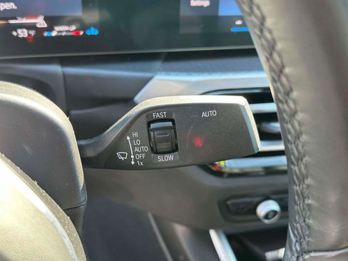 Used 2024 BMW 330i xDrive Sedan image 25