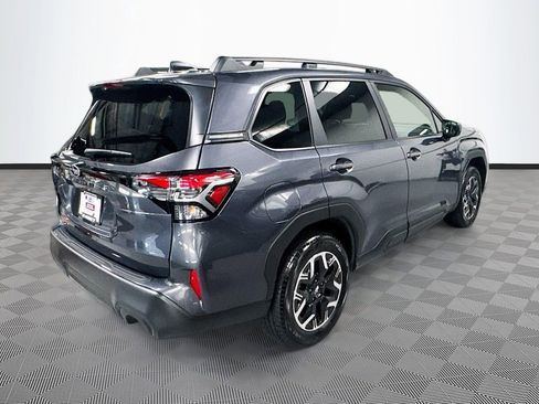 Certified 2025 Subaru Forester Premium AWD/4WD image 4