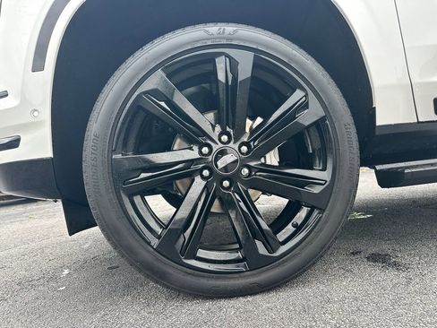 Certified 2025 Cadillac Escalade Sport Platinum AWD/4WD image 11