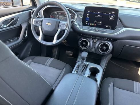 Used 2025 Chevrolet Blazer LT FWD image 14