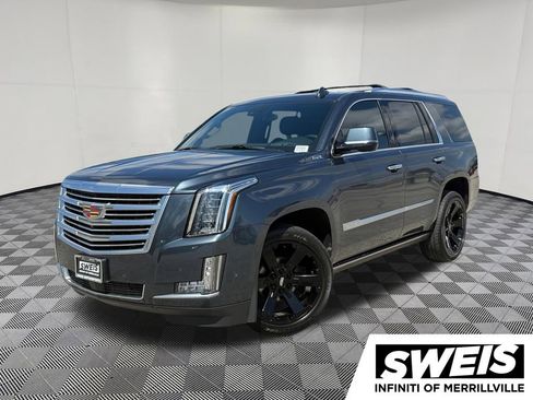 Used 2020 Cadillac Escalade Platinum AWD/4WD image 1