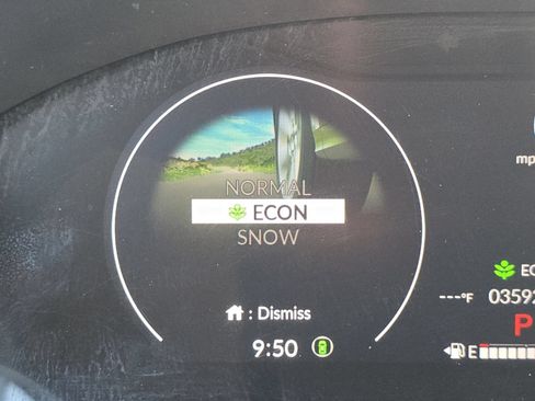 Certified 2023 Honda HR-V Sport image 9
