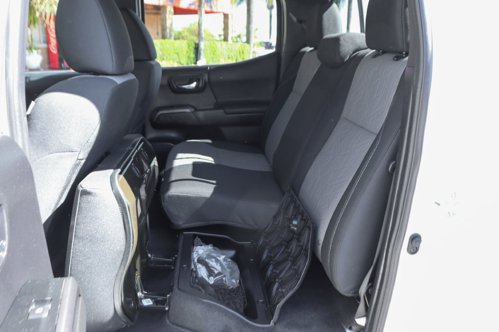 Used 2021 Toyota Tacoma TRD Off-Road w/ Technology Package AWD/4WD image 33