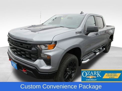 New 2026 Chevrolet Silverado 1500 Custom Trail Boss w/ LPO, Dark Essentials Package image 1