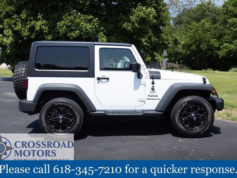 Used 2013 Jeep Wrangler Sport AWD/4WD image 11
