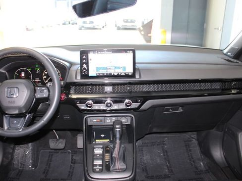 Used 2024 Honda CR-V Sport Touring image 14