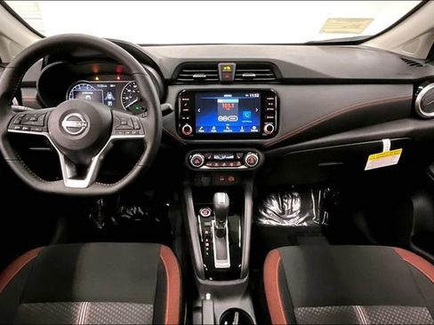 New 2025 Nissan Versa SR w/ Trunk Package image 6