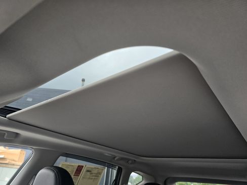Certified 2023 Nissan Murano Platinum w/ Cargo Package FWD image 24