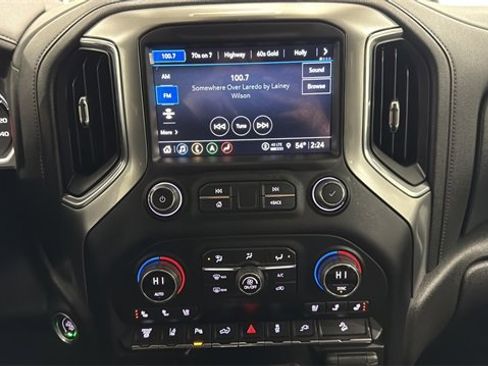 Used 2022 Chevrolet Silverado 3500 LTZ w/ LTZ Premium Package image 16