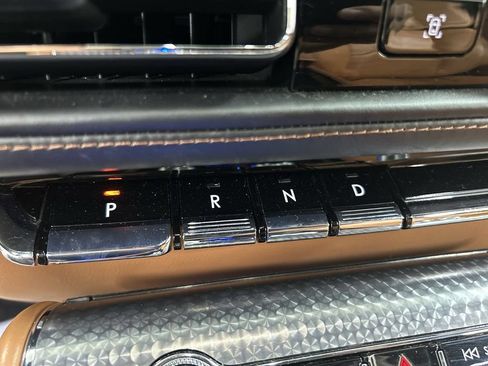 Used 2023 Lincoln Aviator Black Label Grand Touring w/ Class IV Trailer Tow Package AWD/4WD image 18