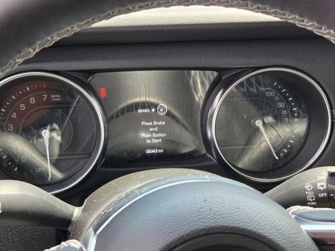 Used 2023 Jeep Wrangler Unlimited Sahara AWD/4WD image 13