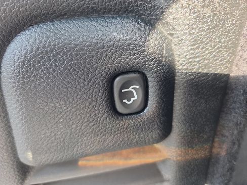 Used 2025 Dodge Durango R/T w/ Blacktop Package AWD/4WD image 14