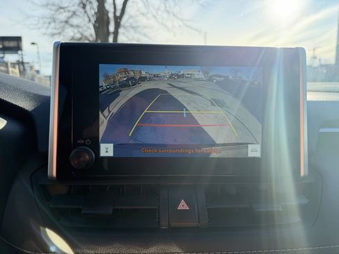 Used 2025 Toyota RAV4 LE image 30