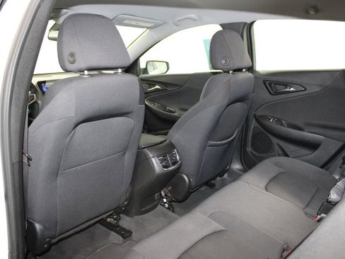 Used 2023 Chevrolet Malibu LT image 23