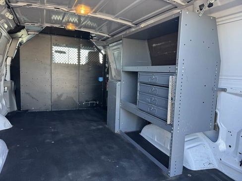 Used 2014 Ford E-150 and Econoline 150 w/ Power Group image 8