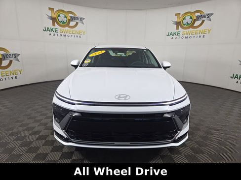 Used 2024 Hyundai Sonata SEL image 3
