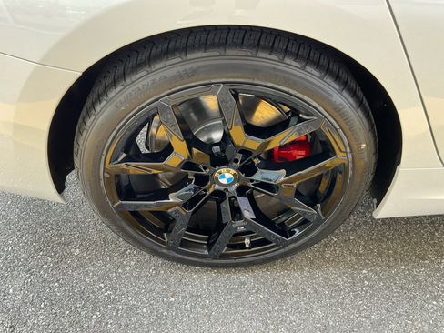 New 2026 BMW 330i Sedan w/ M Sport Package image 23