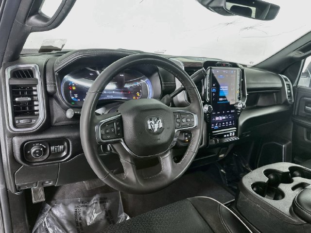 Used 2026 RAM 2500 Laramie AWD/4WD image 11