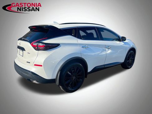 Used 2024 Nissan Murano SV w/ SV Midnight Edition Package image 9