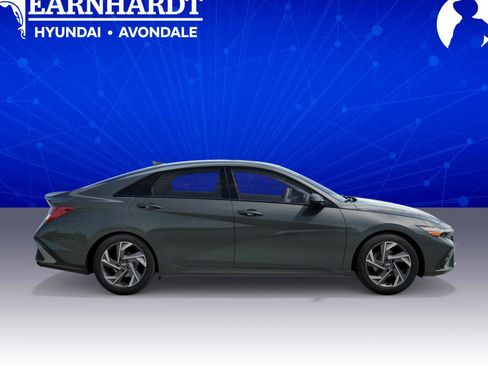 New 2026 Hyundai Elantra SEL Sport FWD image 7