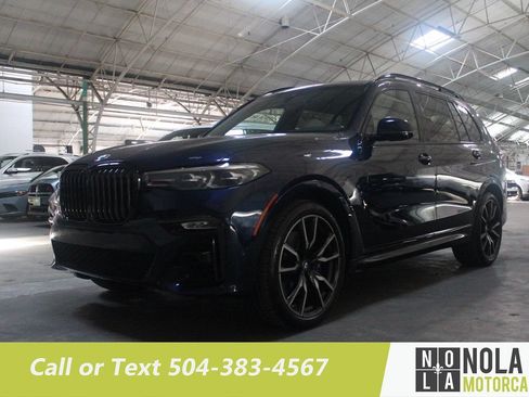 Used 2020 BMW X7 xDrive40i w/ M Sport Package AWD/4WD image 1