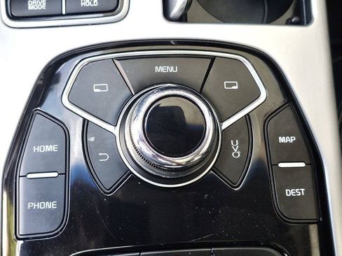 Used 2015 Kia K900 Premium RWD image 38