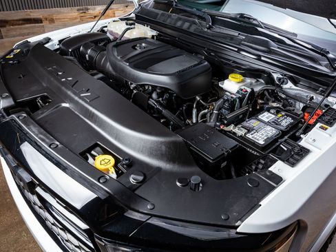 Used 2025 RAM 1500 Big Horn image 40