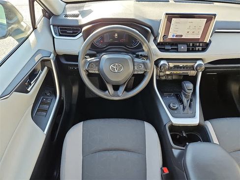 Used 2023 Toyota RAV4 XLE image 10