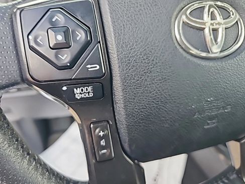 Used 2014 Toyota 4Runner Trail image 19