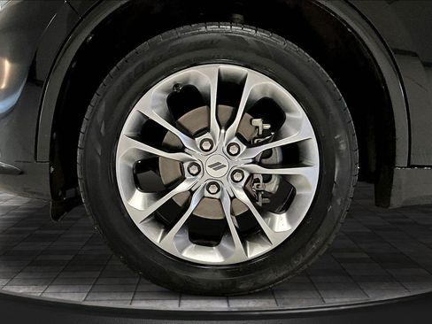 Used 2019 Dodge Durango GT AWD/4WD image 34