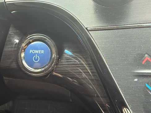 Used 2013 Toyota Avalon XLE Premium image 26