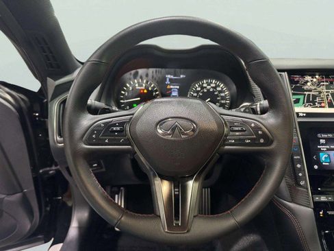 Used 2022 INFINITI Q60 Red Sport 400 w/ Carbon Fiber Package image 20