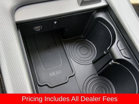 Used 2023 Hyundai Palisade SEL w/ Premium Package FWD image 22