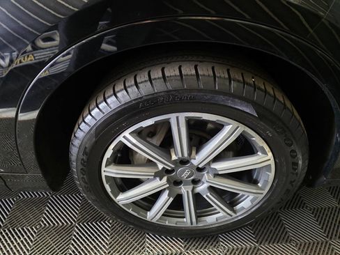Used 2018 Audi Q7 3.0T Prestige AWD/4WD image 39