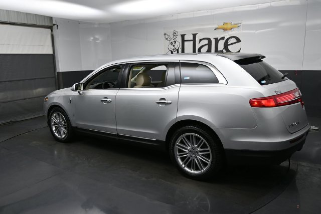 Used 2019 Lincoln MKT AWD image 41