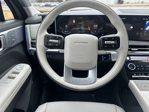 New 2025 Hyundai Santa Fe Calligraphy image 13